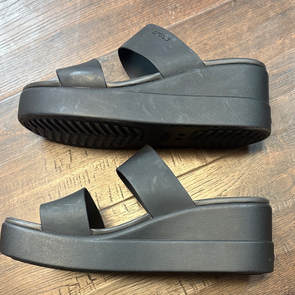 CROCS literide Brooklyn double strap mid wedge black womens size 7 - Picture 3 of 8